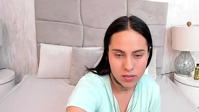 Chat +18 de Naomii_BDSM ao vivo