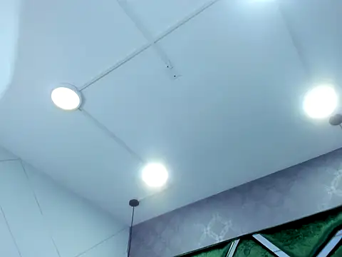 Candy_Stormi Adlı Modelin Canlı XXX Sohbeti