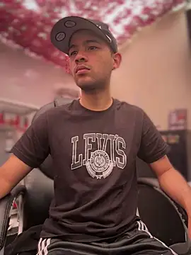 Zhang_Weii Adlı Modelin Canlı XXX Sohbeti