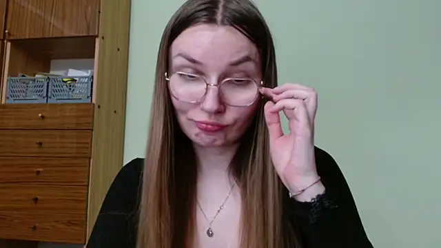 دردشة LooveELLYx الجنسية المباشرة