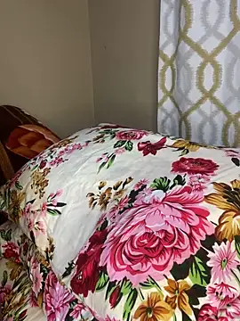 عرض كام YummyMelanin117