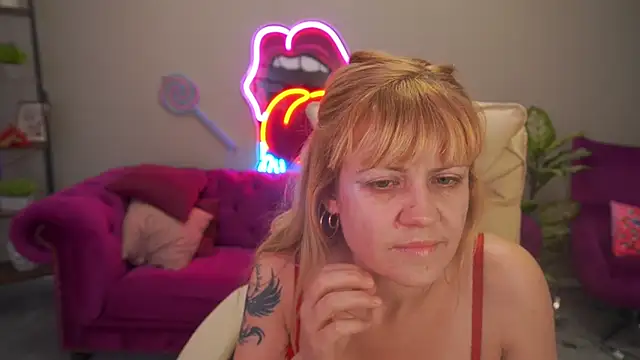 BellaLaPetit Obrolan Langsung XXX