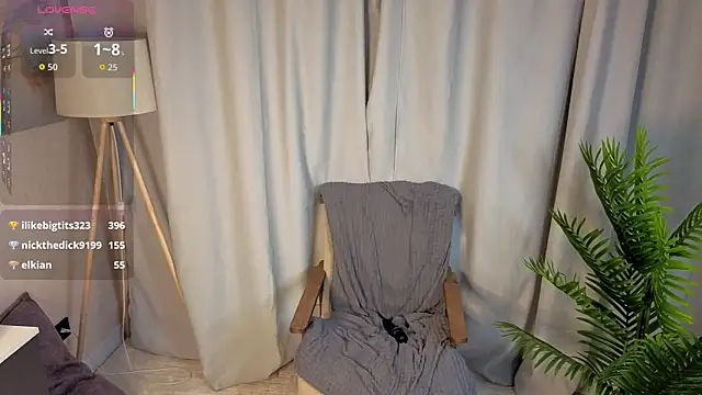 SuzanneHowseのライブXXXチャット