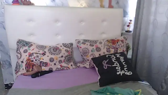 Chat XXX ao vivo de Nicolelewllss