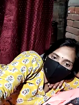 Riya-saxy Chat XXX live