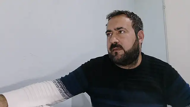 Czat XXX na żywo – mio_jaks