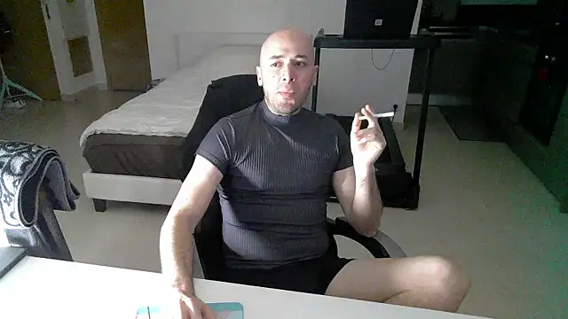 Czat XXX na żywo – ALi_084