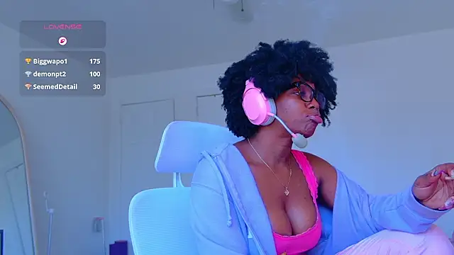 Chatroom XXX en direct de mochamimi