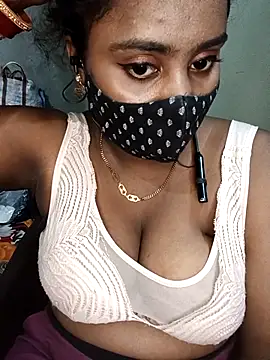 Hotty_Nishaa's Webcam Show