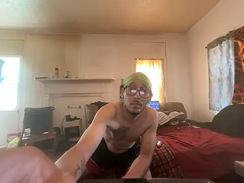 ThrowedWorldWide's Webcam Show