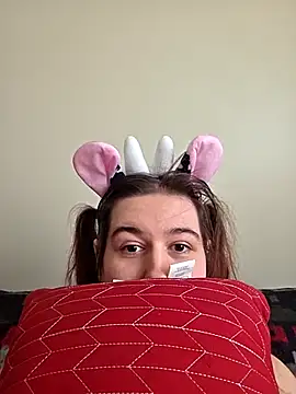 Chat +18 de Ashlovescannabis ao vivo