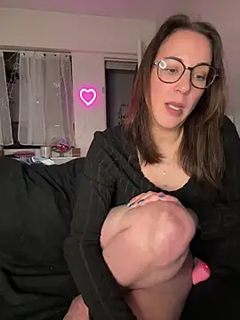 MarahWdsnのウェブカメラショー