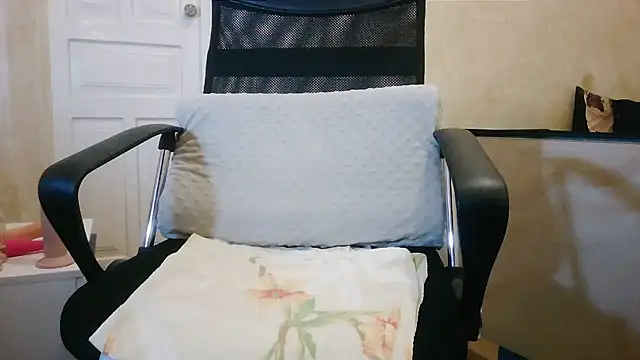 Julia54391's Live XXX Chat