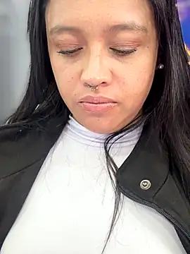 -Mia1 라이브 XXX 채팅