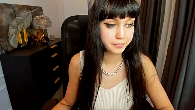 TiffanyYoungeのライブXXXチャット