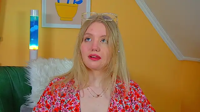 EmilyEvanse 라이브 XXX 채팅