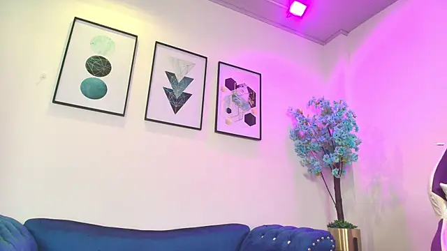 Maddie_T18 Live XXX-chat