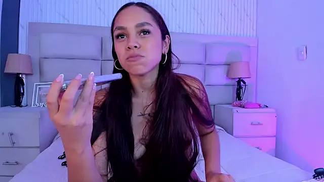 Czat XXX na żywo – CarolineFyre