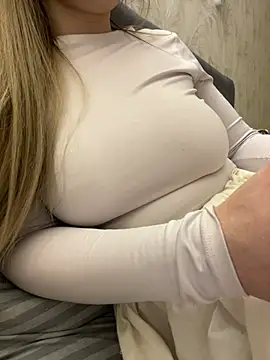 Živý XXX chat Majic_Maffin