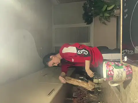 Chatroom XXX en direct de Flossy_Vettie