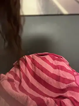 SEXaddictCANDY10 Adlı Modelin Canlı XXX Sohbeti