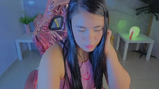 nati06_s' Live XXX Chat