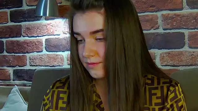 Sofia_Hugs Chat XXX live