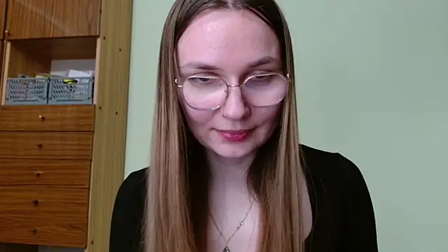 LooveELLYx Chat XXX live