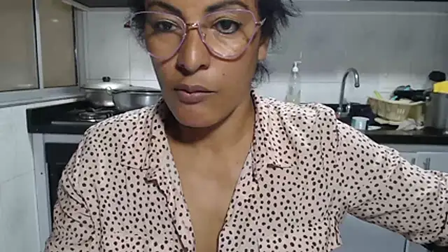 Chatroom XXX en direct de kateleyagrey