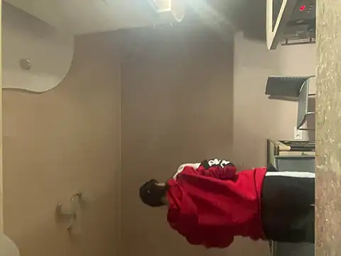 Chatroom XXX en direct de Flossy_Vettie