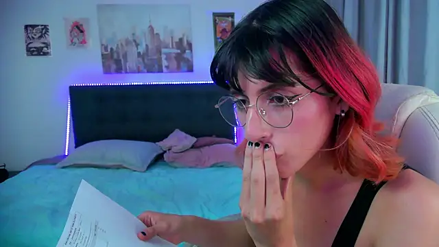 XXX chat uživo modela goth_minerva