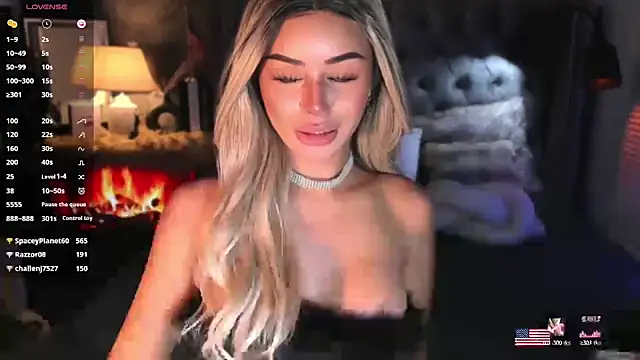 ZyraGoddes – Naživo XXX chat