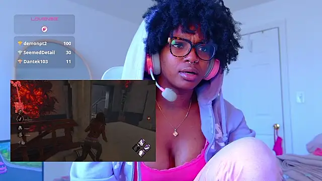 Chat XXX en directo de mochamimi