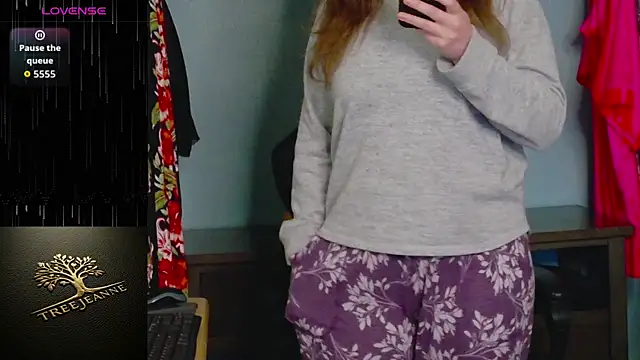 TreeJeanne's Live XXX Chat