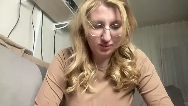 Kadayy1 Chat XXX in diretta