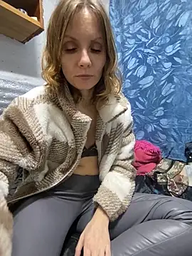 Anita-Smith Chat XXX in diretta