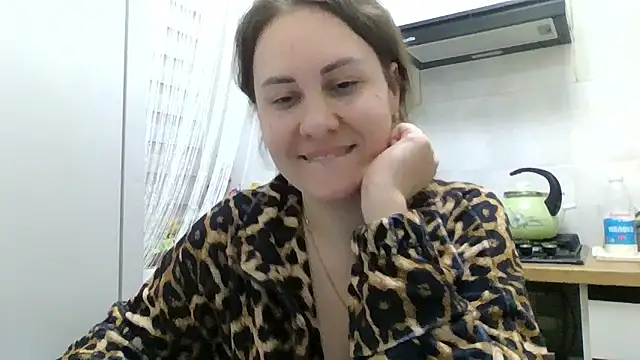 XXX chat uživo modela MeadowEyes