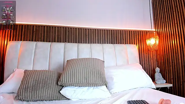 LisaLainのライブXXXチャット