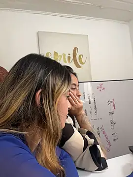 Antonella_Julieta Chat XXX live