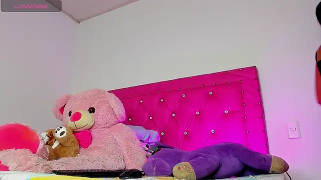 dahiiangomezz: онлайн-секс-чат