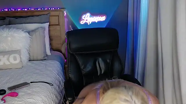 Lenaxox Live XXX-chat