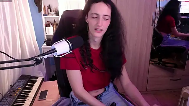 MemiSecrets' Webcam Show