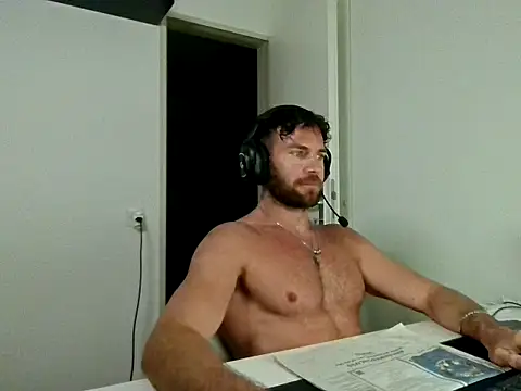 alpha-hunkのライブXXXチャット