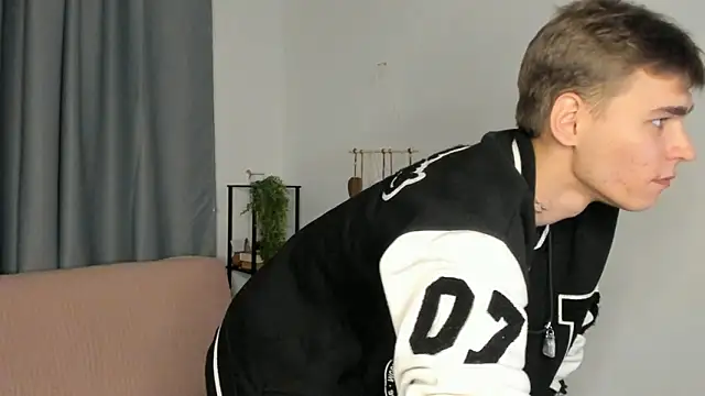 Shadow_blink: απευθείας συνομιλία ΧΧΧ