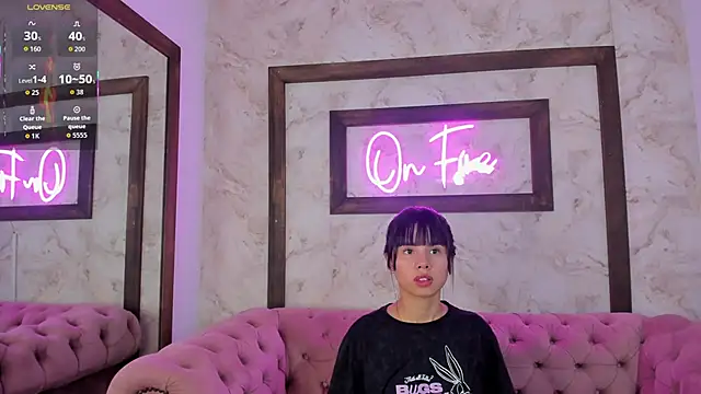 Chat +18 de Tamara_Ferrer ao vivo