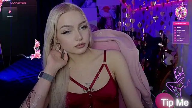 LinaLirian Chat XXX in diretta