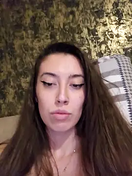 Virgin_Pussy_SquirtX webkamerás műsora