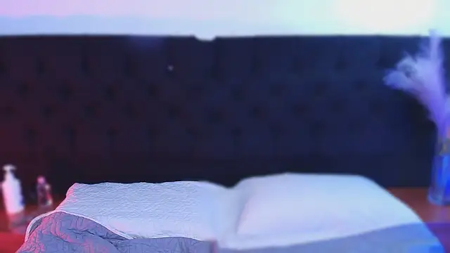 hollannd_: απευθείας συνομιλία ΧΧΧ