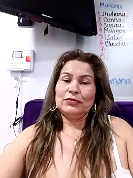 Chat +18 de PamelaMilf_ ao vivo