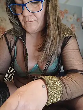 Chat XXX en directo de Lovely_Chiara